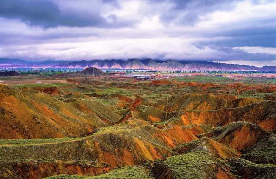 甘肃，致尊敬的听众朋友们